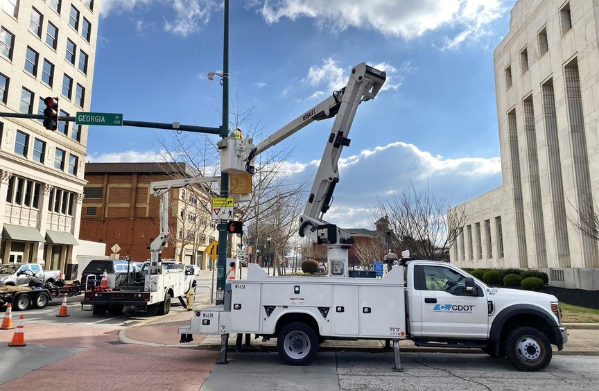 Ouster sensors being installed at an intersection on the MLK Smart Corridor in Chattanooga